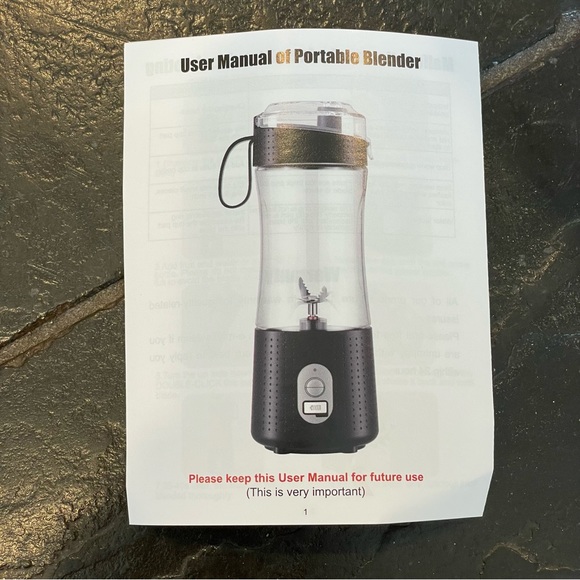 VOTSUPKITDINOK Portable Blender, USB Rechargeable, with 6pcs 3D  Black - Picture 8 of 10